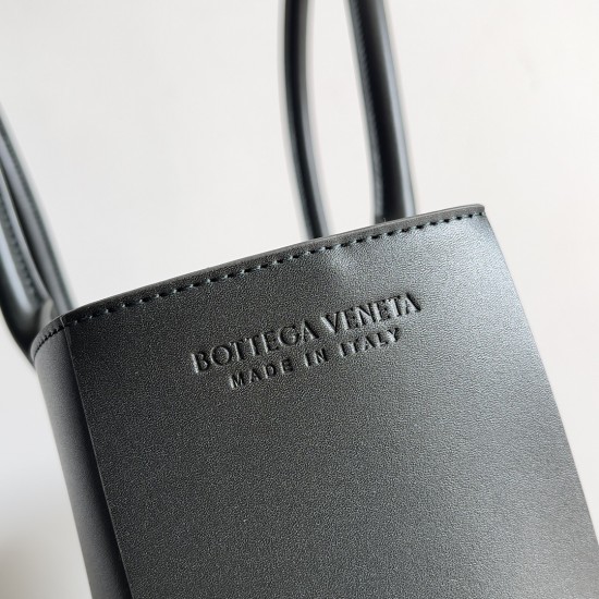 BottegaVeneta Arco Tote