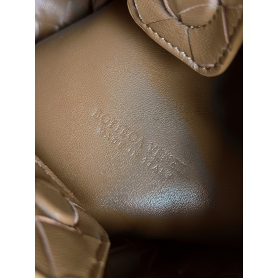 Bottega Veneta Small Parachute