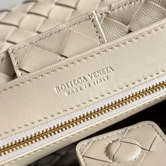 Bottega Veneta Small Andiamo