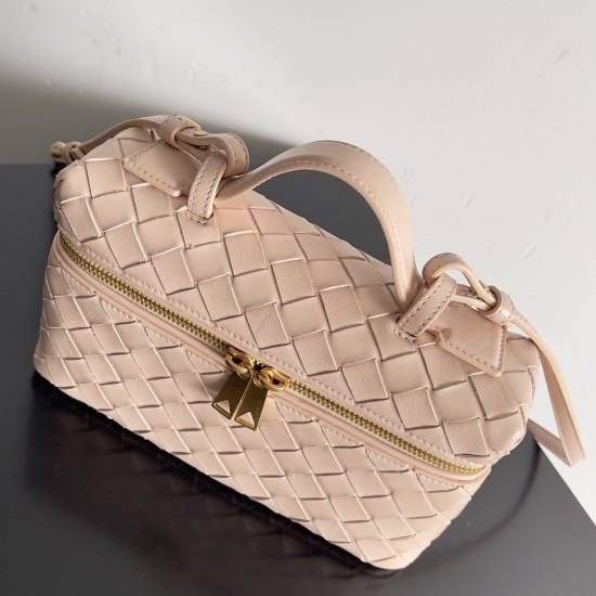Bottega Veneta Bang Bang