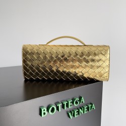 Bottega Veneta Andiamo Clutch Bottega Veneta Andiamo Clutch