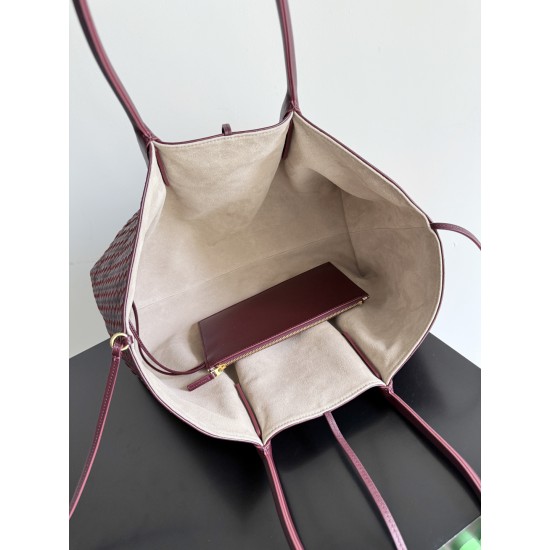 Bottega Veneta Pinacoteca