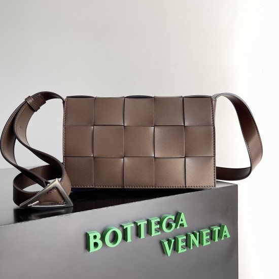 Bottega Veneta Cassette