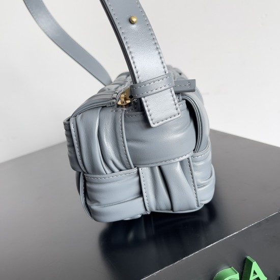 Bottega Veneta Cassette