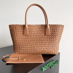 Bottega Veneta Medium Cabat