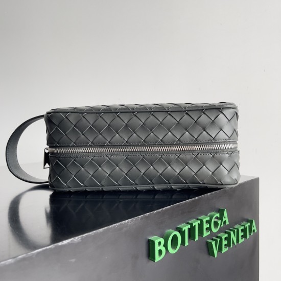 Bottega Veneta Intrecciato Travel Pouch