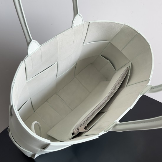 BottegaVeneta Arco Tote