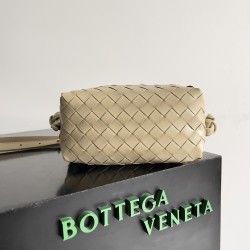 Bottega Veneta Top Handle Loop Bottega Veneta Top Handle Loop