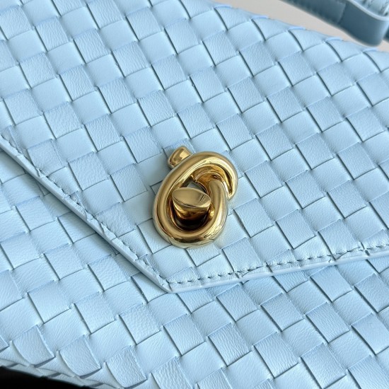 Bottega Veneta Knot Lock