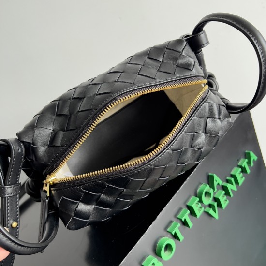 Bottega Veneta Top Handle Loop