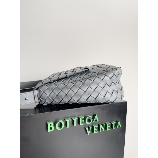Bottega Veneta Cobble