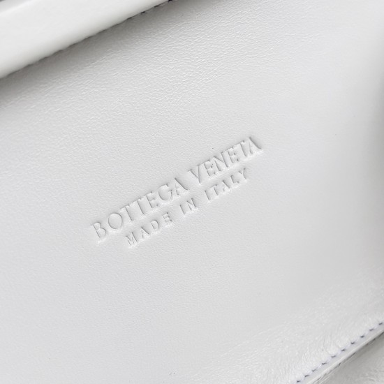 BottegaVeneta Knot Dinner bag