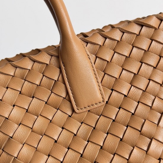 Bottega Veneta Mini Cabat