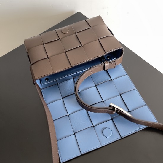 Bottega Veneta Cassette