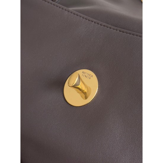Bottega Veneta Madison