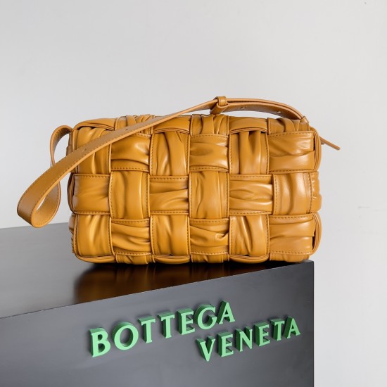 Bottega Veneta Cassette Bottega Veneta Cassette