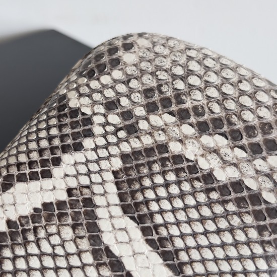 BottegaVeneta Knot