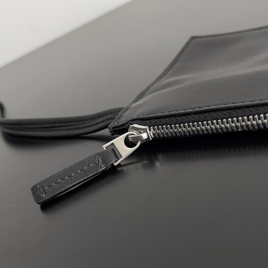 Bottega Veneta Mini Arco Tote