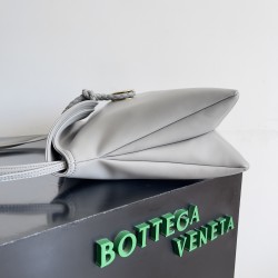 Bottega Veneta Liberta Bottega Veneta Liberta