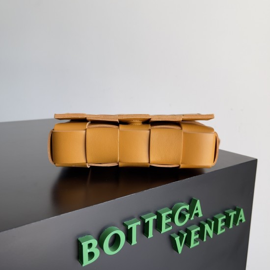 Bottega Veneta Cassette