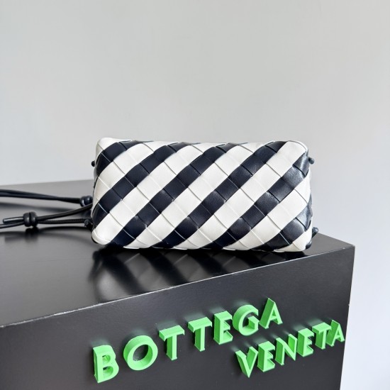 Bottega Veneta Concert Pouch
