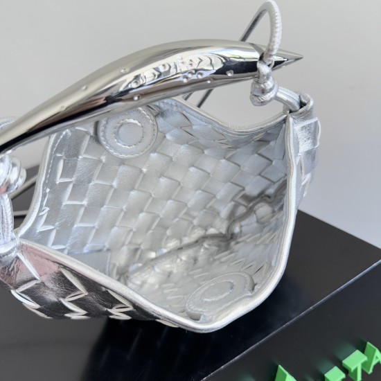 Bottega Veneta Baby Sardine