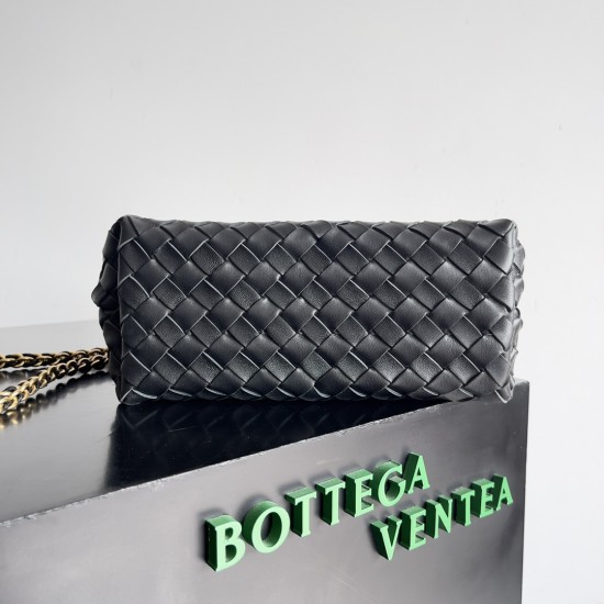 Bottega Veneta Small Andiamo Chain