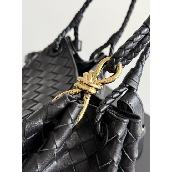 Bottega Veneta Medium Parachute
