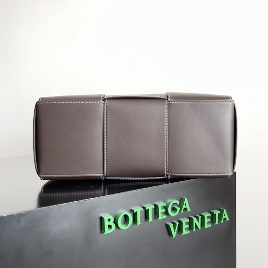 Bottega Veneta Arco Tote Bag
