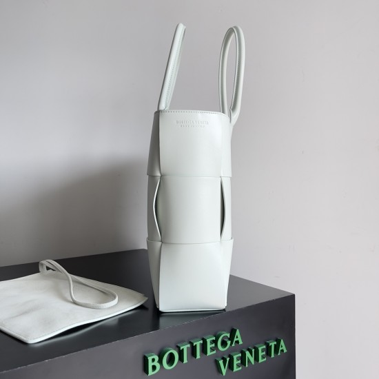 BottegaVeneta Arco Tote