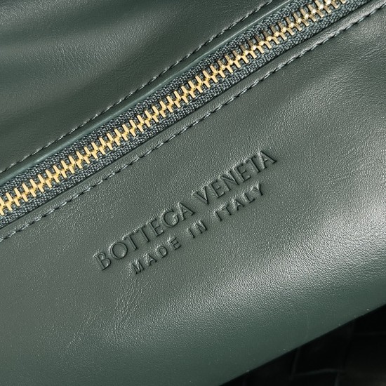 Bottega Veneta Classic Jodie