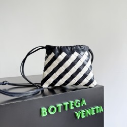 Bottega Veneta Small Dustbag Bottega Veneta Small Dustbag