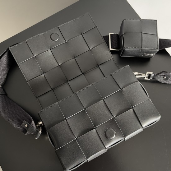 Bottega Veneta Cassette