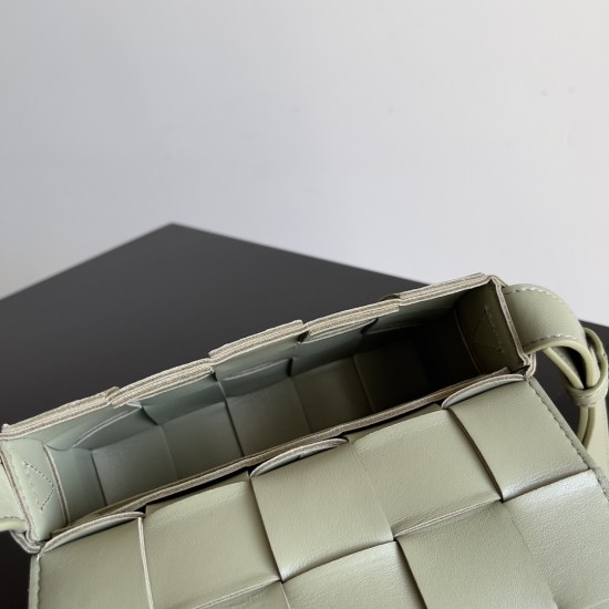 Bottega Veneta Cassette