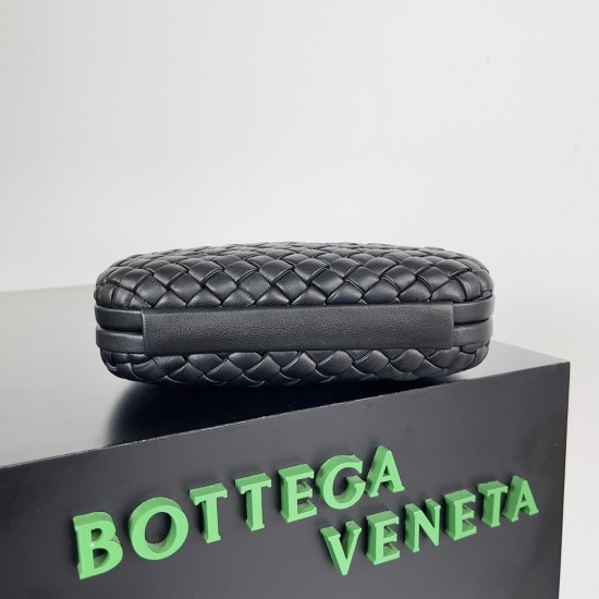 BottegaVeneta Knot Dinner bag