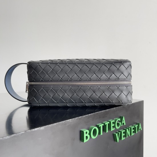 Bottega Veneta Intrecciato Travel Pouch