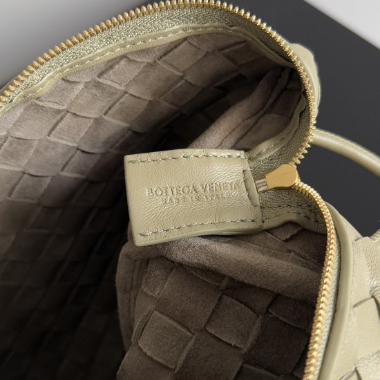 Bottega Veneta Loop Camera Bag