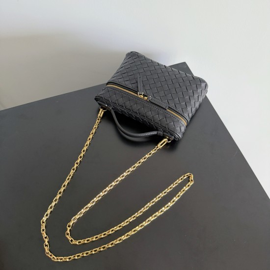 Bottega Veneta Soft Vanity