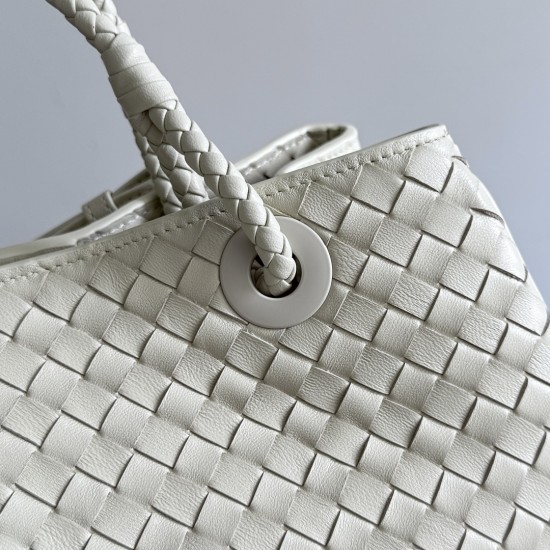 Bottega Veneta Basket