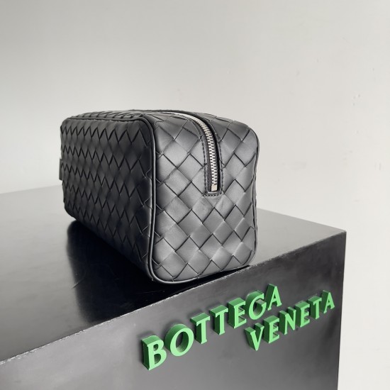 Bottega Veneta Intrecciato Travel Pouch