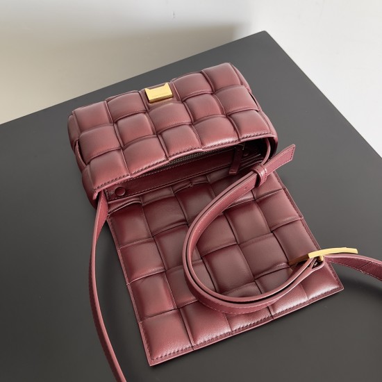 Bottega Veneta Cassette Bottega Veneta Cassette