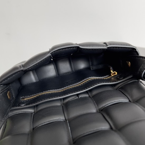 Bottega Veneta Cassette Bottega Veneta Cassette