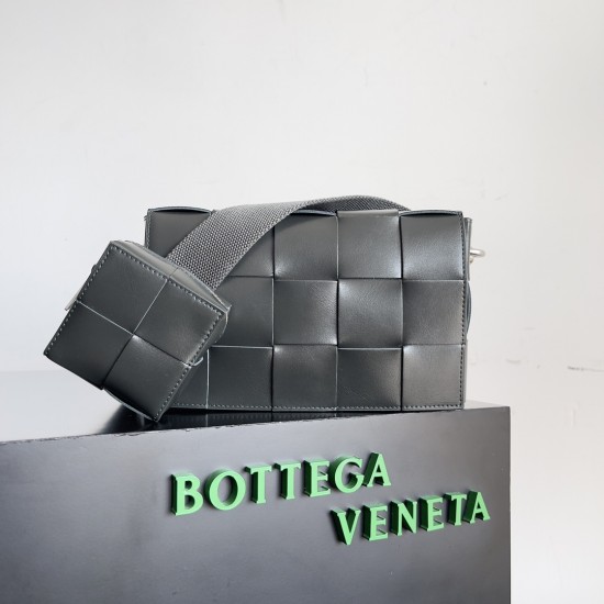 Bottega Veneta Cassette