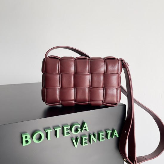 Bottega Veneta Cassette Bottega Veneta Cassette