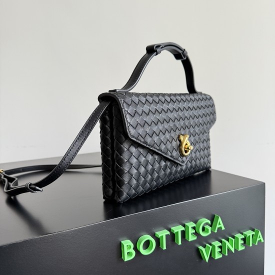 Bottega Veneta Knot Lock