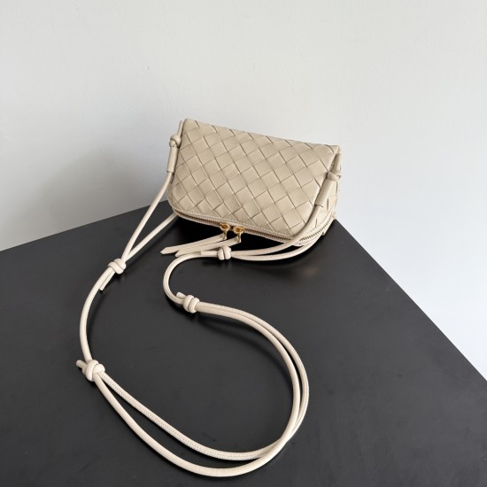 Bottega Veneta Concert Pouch