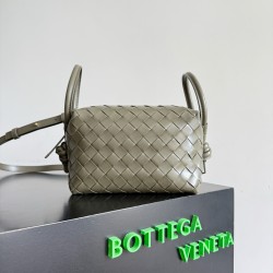 Bottega Veneta Top Handle Loop Bottega Veneta Top Handle Loop