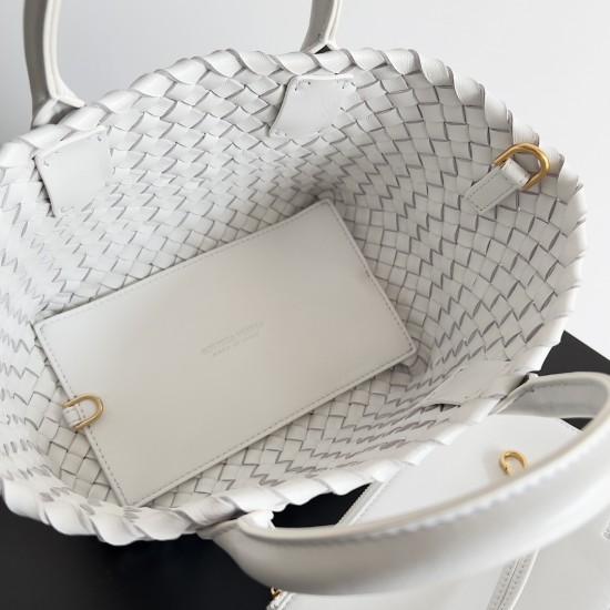 Bottega Veneta Mini Cabat