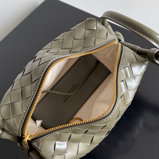 Bottega Veneta Top Handle Loop