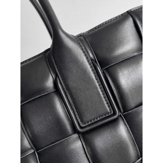 BottegaVeneta MAXI lNTRECCIO